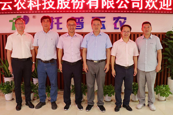 浙江大學新農村發展研究院和農業試驗站黨委書記王建軍一行赴托普云農考察調研